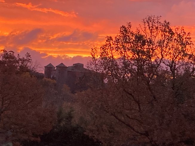 Hébergement AbracadaRoom : Cabane sur pilotis La Dame du Château- spa privé - Image 23