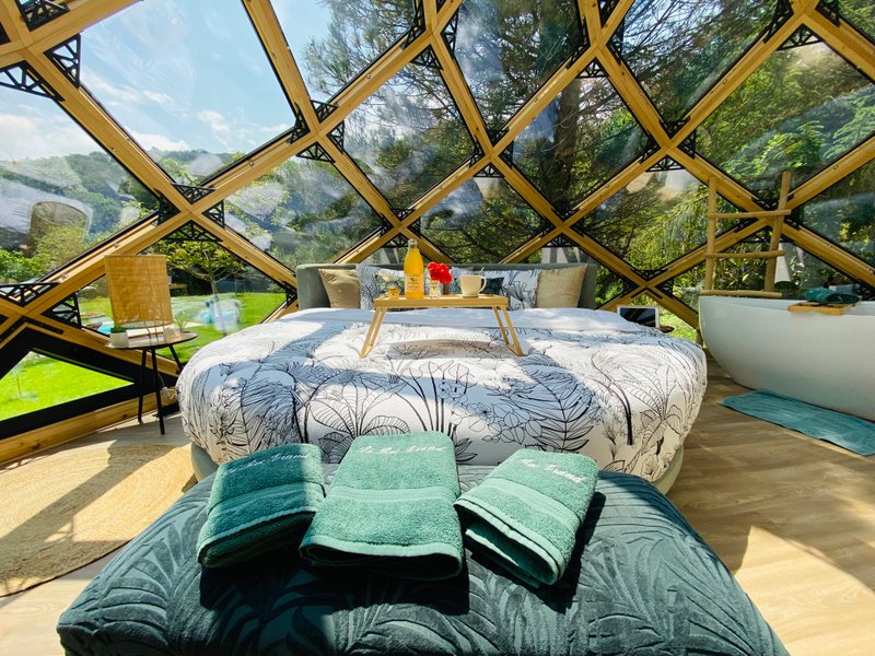 Hébergement AbracadaRoom : Zome haut-de-gamme & Spa - Image 33