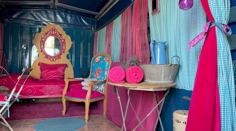 Hébergement AbracadaRoom : Le Truck-Lodge le UNIC OM - Image 6