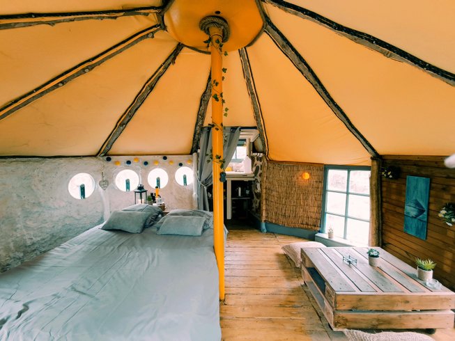 Hébergement AbracadaRoom : La Yourte du Menez - Image 4