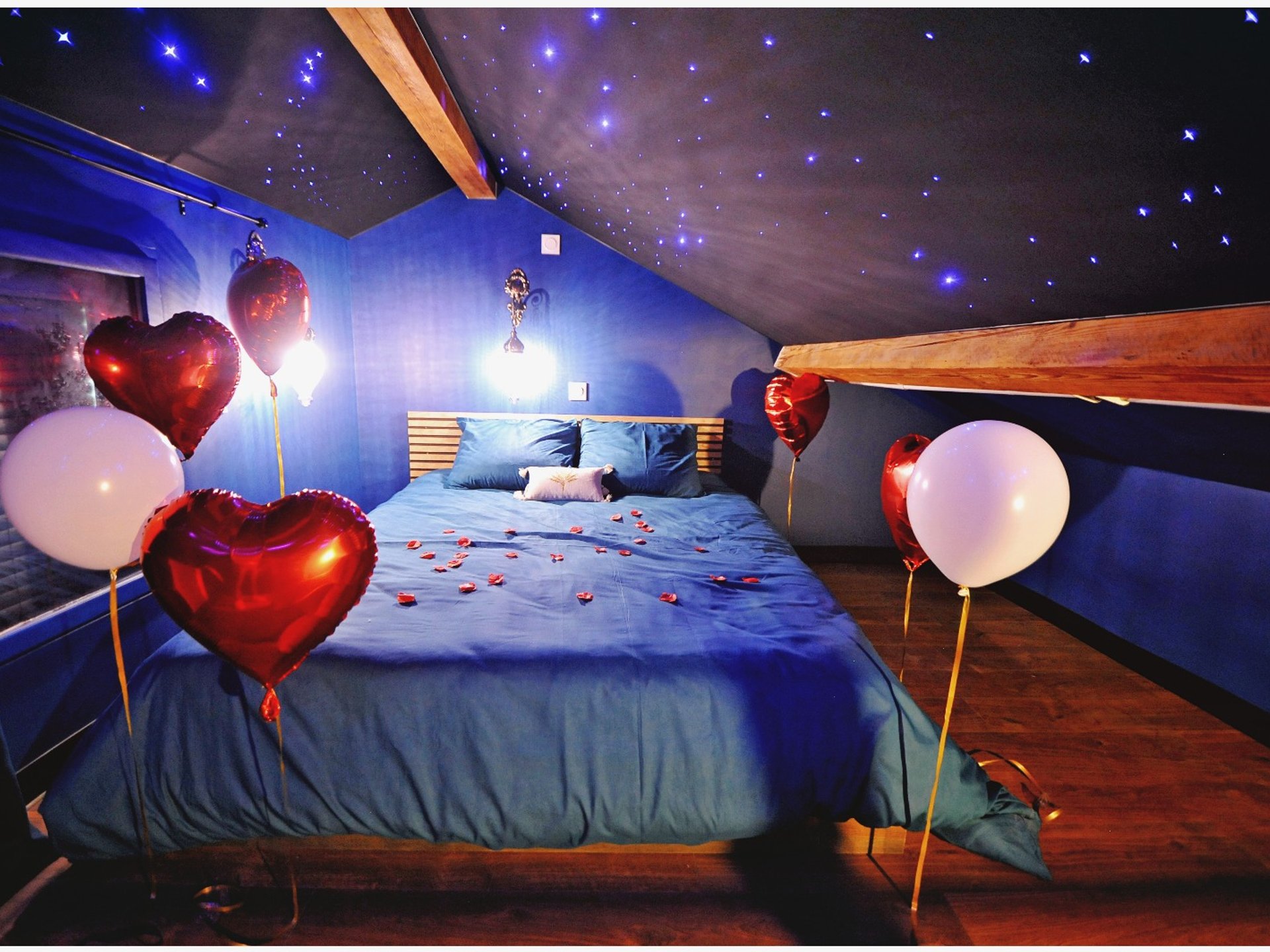 La suite 7ième ciel ÉTOILÉ, SPA XXL, 5 min du centre