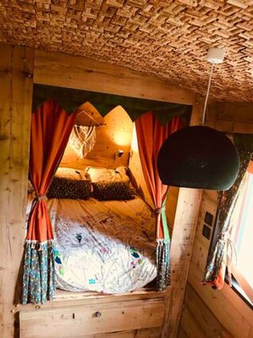 Hébergement AbracadaRoom : Roulotte Colibri - Image 10