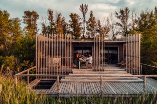 Cabin on Stilts Vaucluse