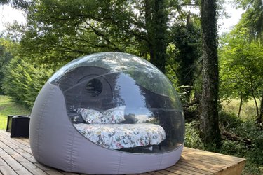 Bulle transparente et son spa à Merlas (2)