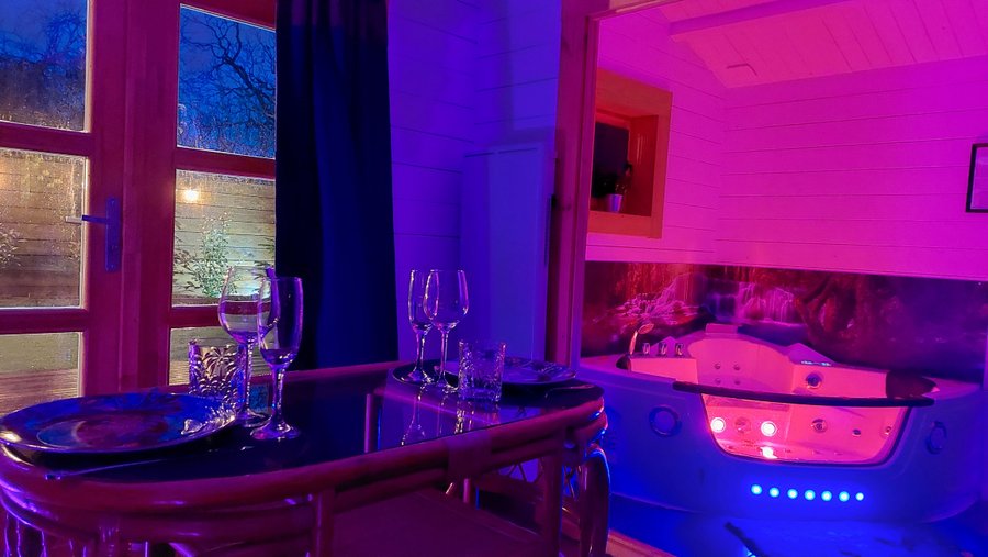 Hébergement AbracadaRoom : Love Cottage & Balnéo, votre évasion bien être en Vendée - Image 7