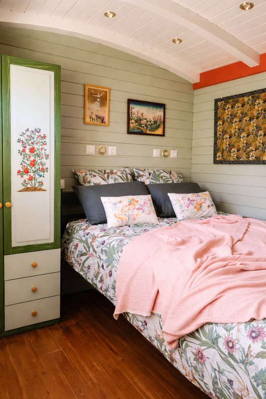 La Roulotte des Clartés & Bain nordique à Antully (5)