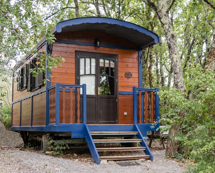 Hébergement AbracadaRoom : Roulotte Gîte Deluxe & Spa en option - Image 3