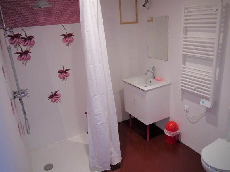 Hébergement AbracadaRoom : Fuchsia - Image 5