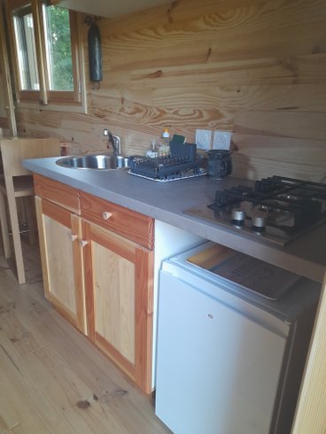 Hébergement AbracadaRoom : La roulotte des sources de Gulène - Image 4