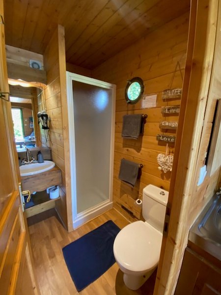 Hébergement AbracadaRoom : Roulotte Orbe - Image 8