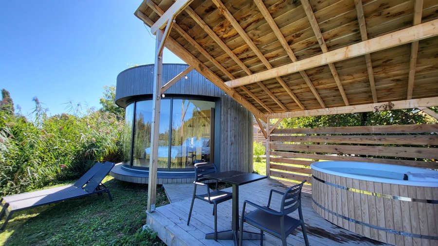 Hébergement AbracadaRoom : LUMIPOD SPA ILE - Image 1