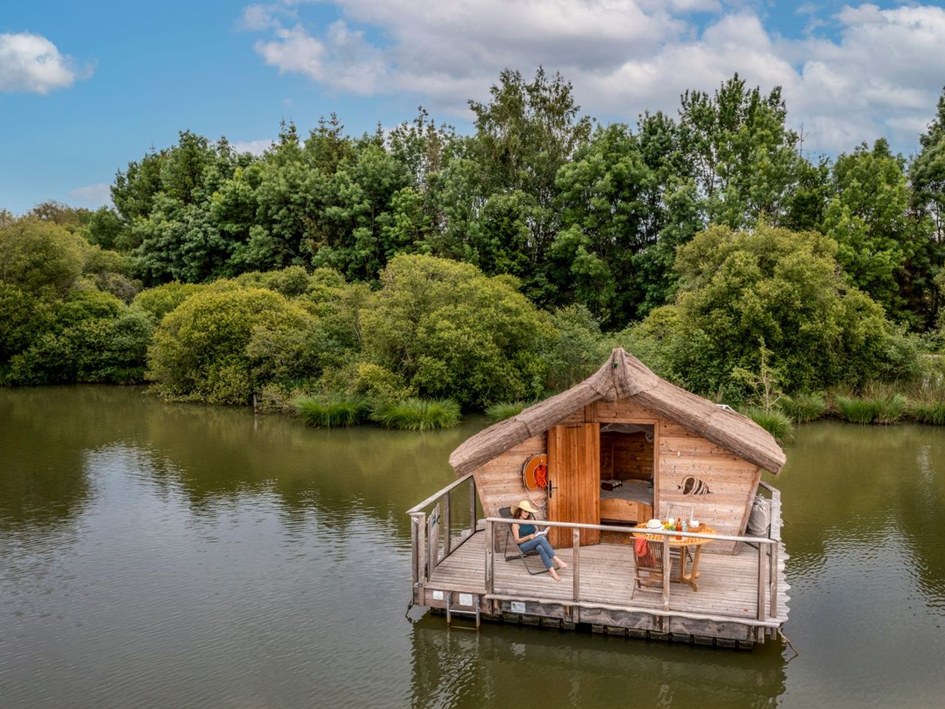Cabane Duo flottante Bora