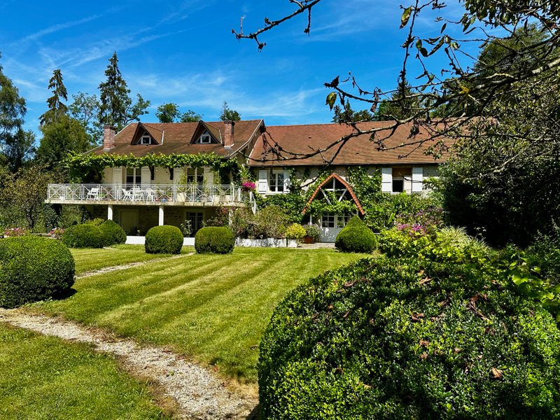 Domaine AbracadaRoom : Domaine de Neuville - Cabanes sur l'eau d'exception - Image 5