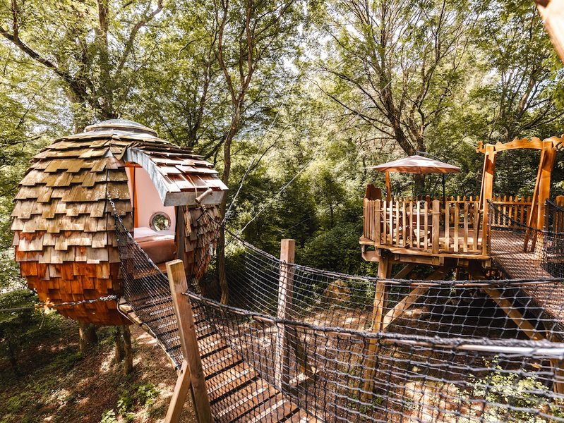 Hébergement AbracadaRoom : Cabane Spa Cocoon d'Amour - Image 1