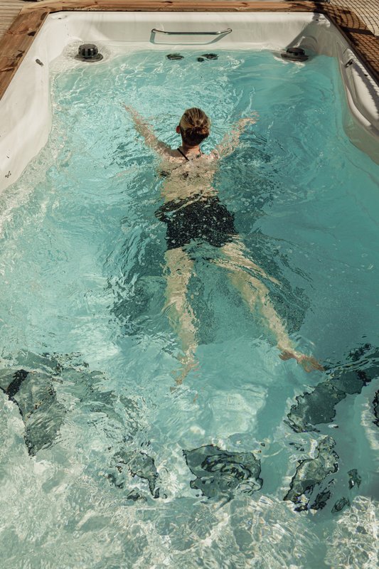 Les 3 Clefs de GaYa - Spa de nage, Sauna, lit hydromassant & relaxation immersive - 4pers. à Saint Jean Ligoure (12)