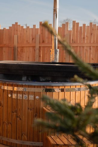 Hébergement AbracadaRoom : LA ROULOTTE DU RANCH, Bain Nordique, Sauna et Animaux - Image 3