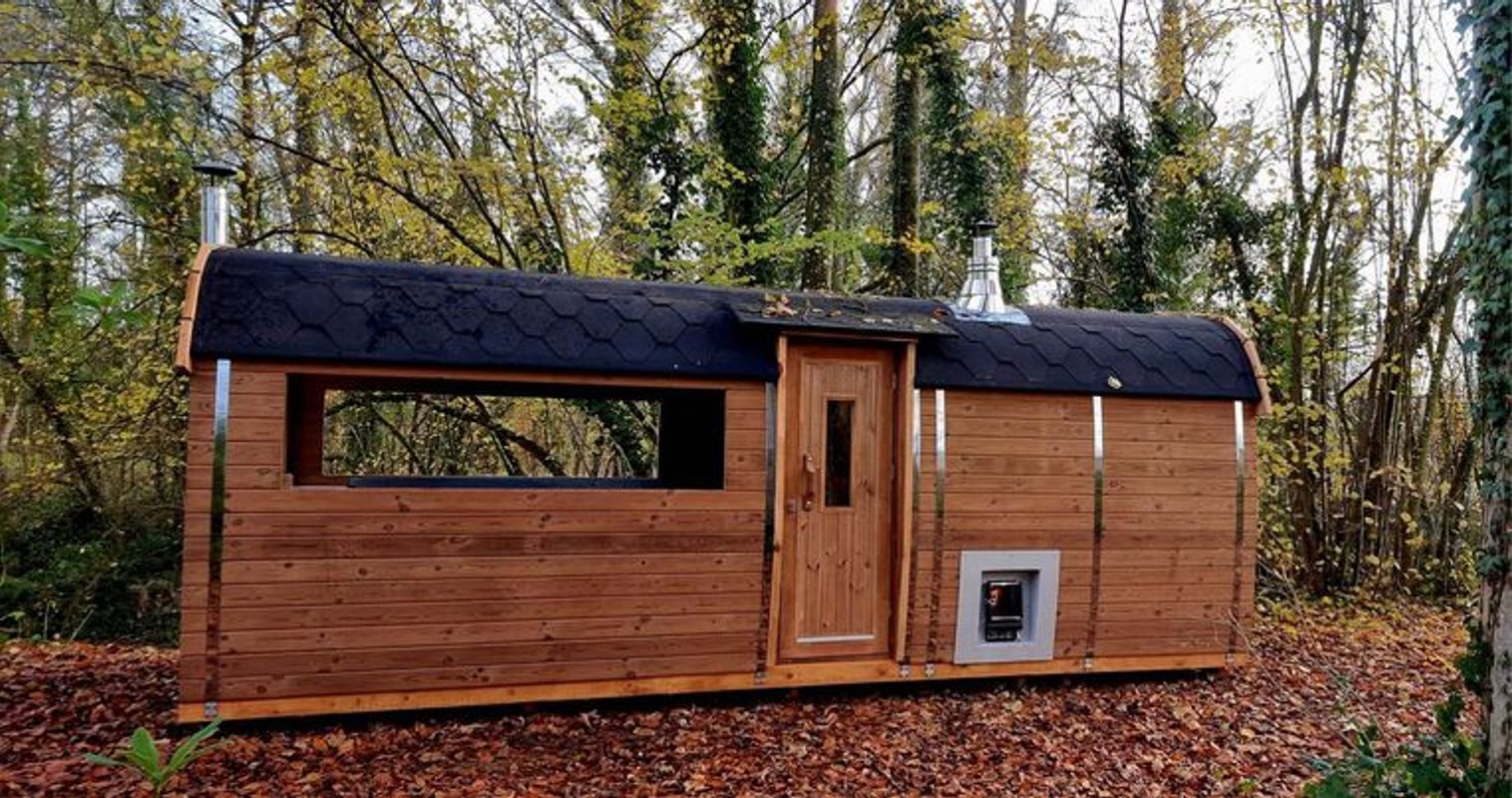 La cabane Haut-Perchée & Spa à Wail (10)