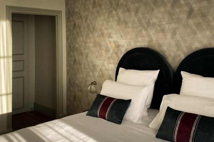 Domaine AbracadaRoom : Maison Balmelle – Maison d’hôtes intimiste avec spa et piscine dans le Lot - Image 8