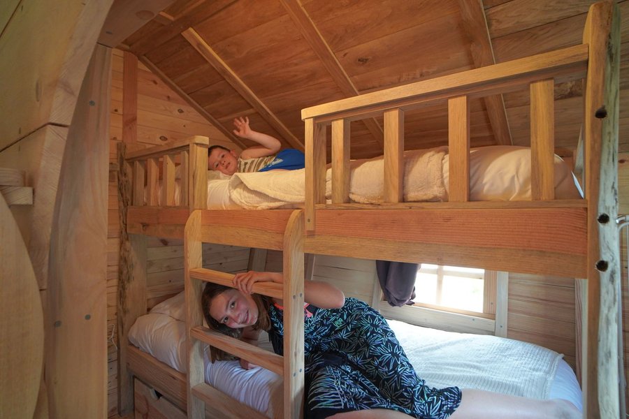 Hébergement AbracadaRoom : La Maison de Hobbit de L'Orée des 4 chemins & Spa - Image 12