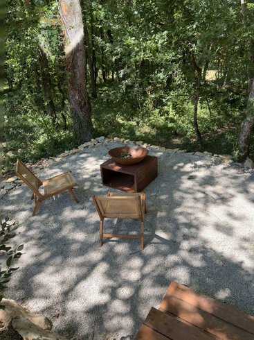 Hébergement AbracadaRoom : Le Zôme de Janès Piscine & Spa privatif en forêt - Image 7