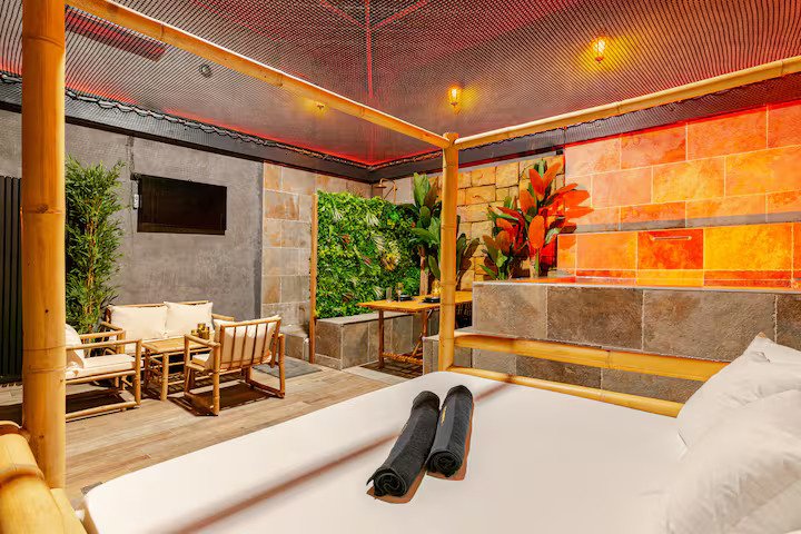 Hébergement AbracadaRoom : GAÏA • Filet suspendu, spa et suite privative - Image 14