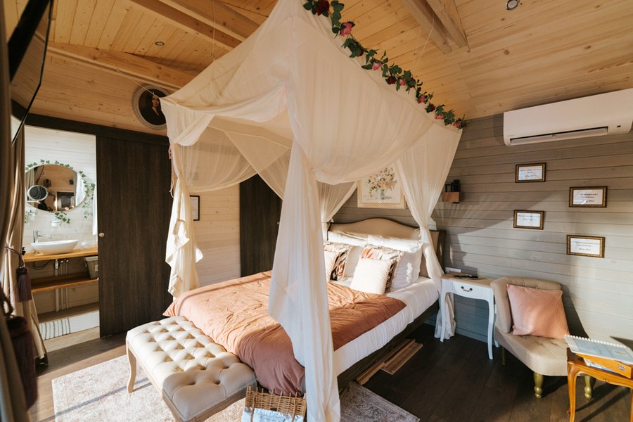 Hébergement AbracadaRoom : La Romance de George Sand & Spa - Image 3