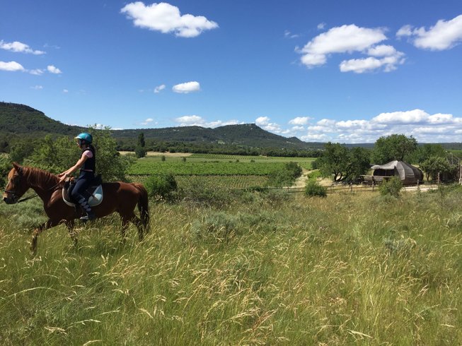 Domaine AbracadaRoom : L'Étrier des Cabanelles - Image 1