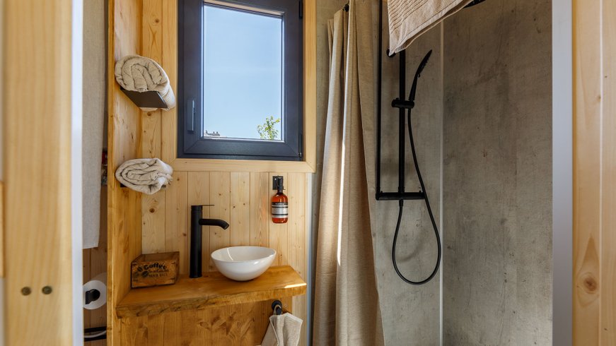 Hébergement AbracadaRoom : Tiny House L'Écurie - Image 16