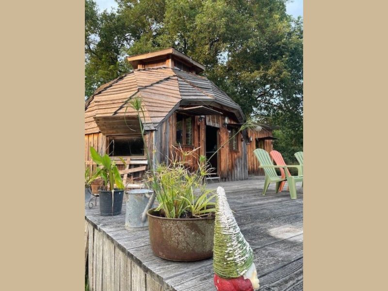 Hébergement AbracadaRoom : La cabane L'insolite Tanière - Image 8