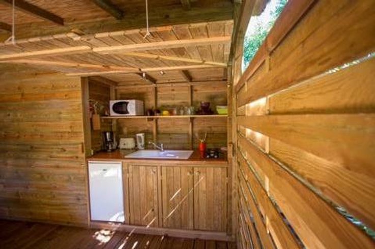 Hébergement AbracadaRoom : Case créole en bois - Image 13