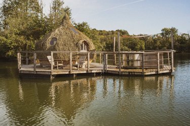 Cabane Spa Neptune à Chassey-Lès-Montbozon (2)