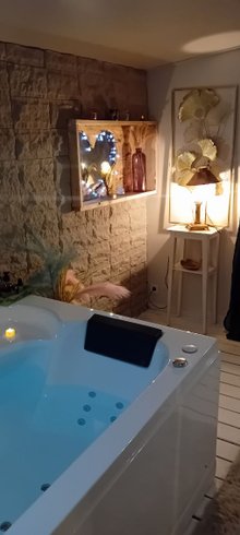 Hébergement AbracadaRoom : Cabane Romantique Du Jardin Balnéothérapie - Image 32