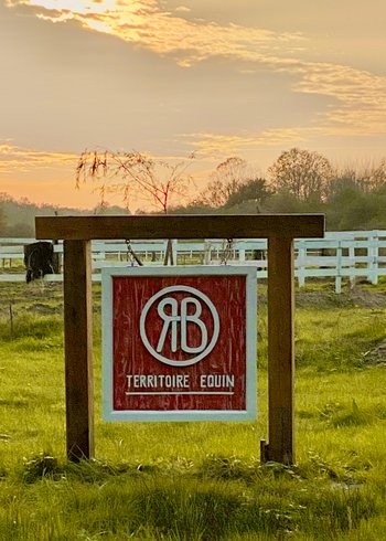 Hébergement AbracadaRoom : Red Barn Airstream - Image 17