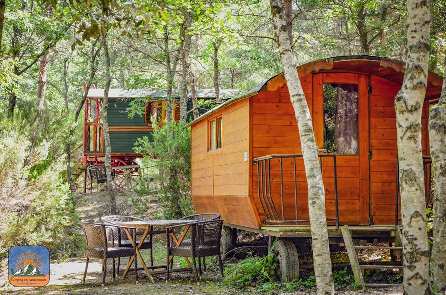 Hébergement AbracadaRoom : Roulotte - 4 personnes - Image 2