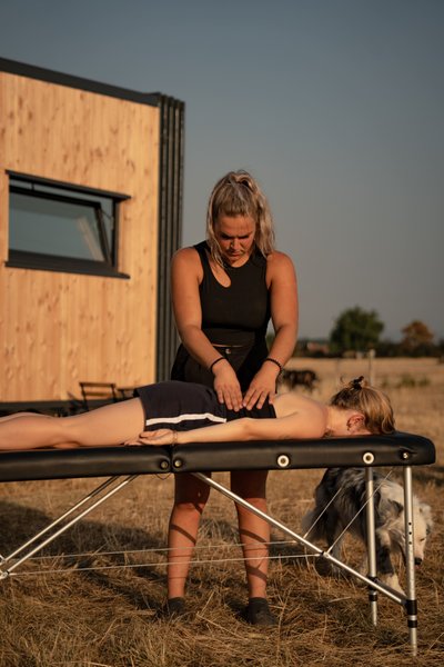 Hébergement AbracadaRoom : Homnest - Tiny house dans l'Allier - Cheval - Image 24