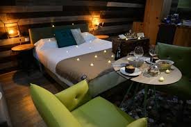 Hébergement AbracadaRoom : Lodge flottant Grenouilles & Spa - Image 2