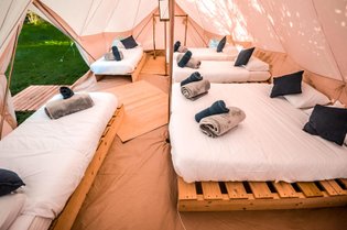 Tente et tente lodge Lot