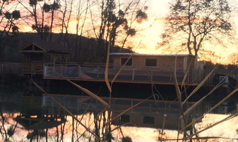 Hébergement AbracadaRoom : La Toue Spa Cabanée - Image 5