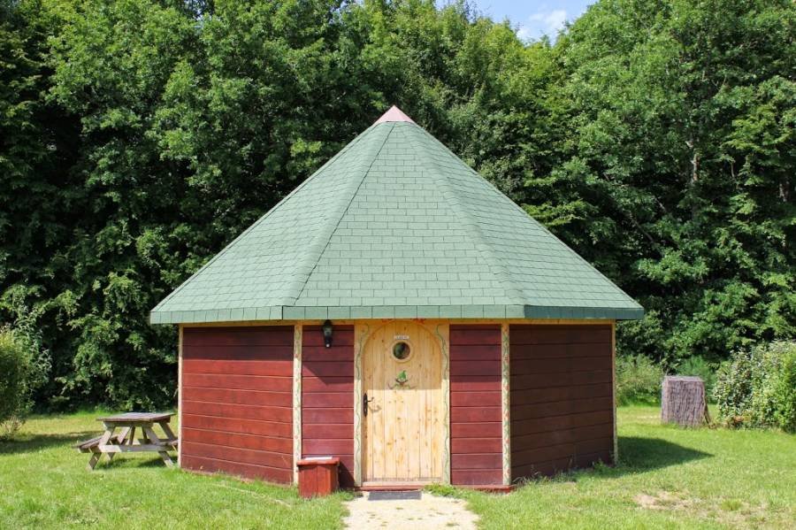 Hébergement AbracadaRoom : Yourte Isba n°2 - Image 4