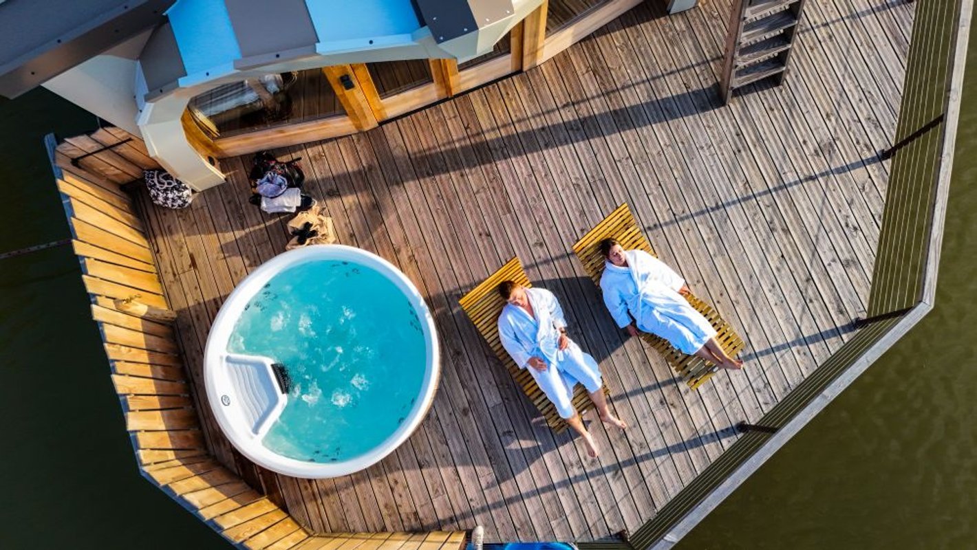 Cabane Spa les Flots 4 pers à Bâgé-Dommartin (12)