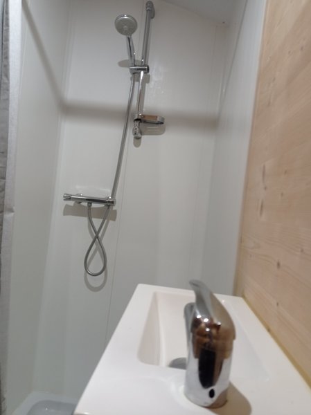 Hébergement AbracadaRoom : La roulotte de Val André - Image 8