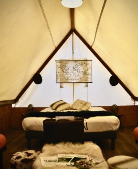 Hébergement AbracadaRoom : Toile trappeur "Le Petit Caribou" - Parc Du Coq à l'Âne - Image 2