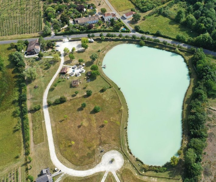 Domaine AbracadaRoom : Shanti Lac - Image 1