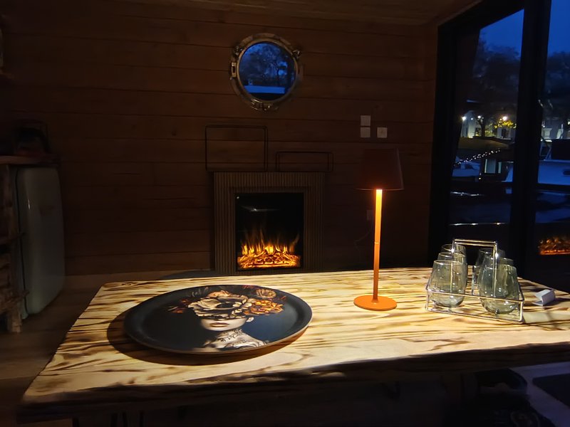 Hébergement AbracadaRoom : La Toue Vent d'Anjou - Image 3