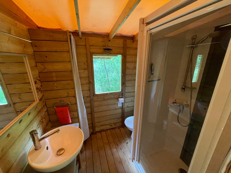 Hébergement AbracadaRoom : Glamping Lodge SdB - Image 8