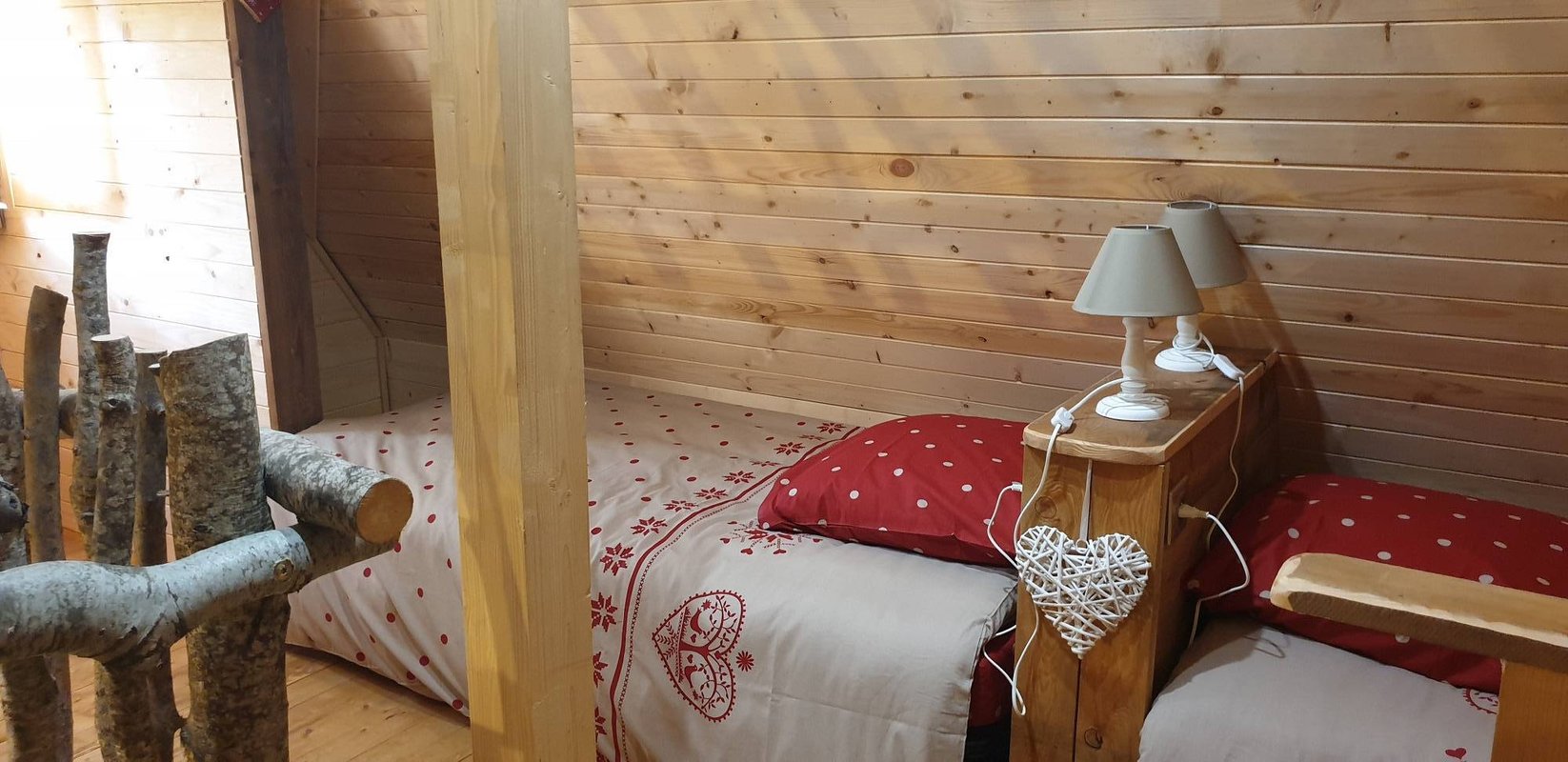 Cabane Spa Les Elfes à Saint Léger Les Mélèzes (15)