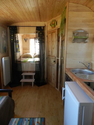 Hébergement AbracadaRoom : La Roulotte de Campras - Image 7