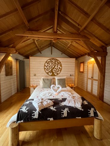 Hébergement AbracadaRoom : Cabane Spa Ecureuil - Image 3