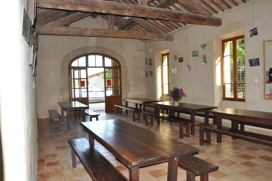 Hébergement AbracadaRoom : Le Tonneau du Nid'Oiselet - au coeur d'une ferme en Provence - Image 10