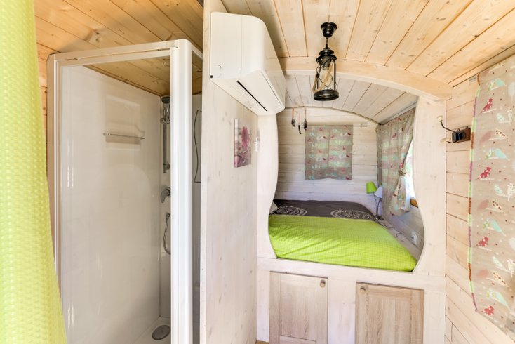 Hébergement AbracadaRoom : Roulotte Vigne - Image 4